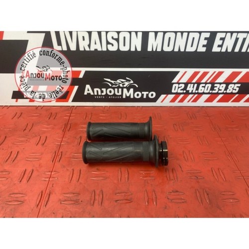 Rivestimento maniglia con tubo